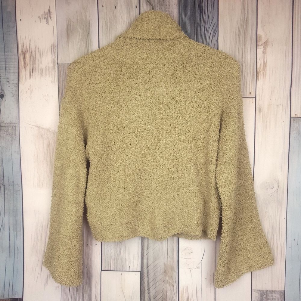 Urban Outfitters Fuzzy Plush Turtleneck Sweater Bell Sleeves Olive Green Size XS - Picture 6 of 8